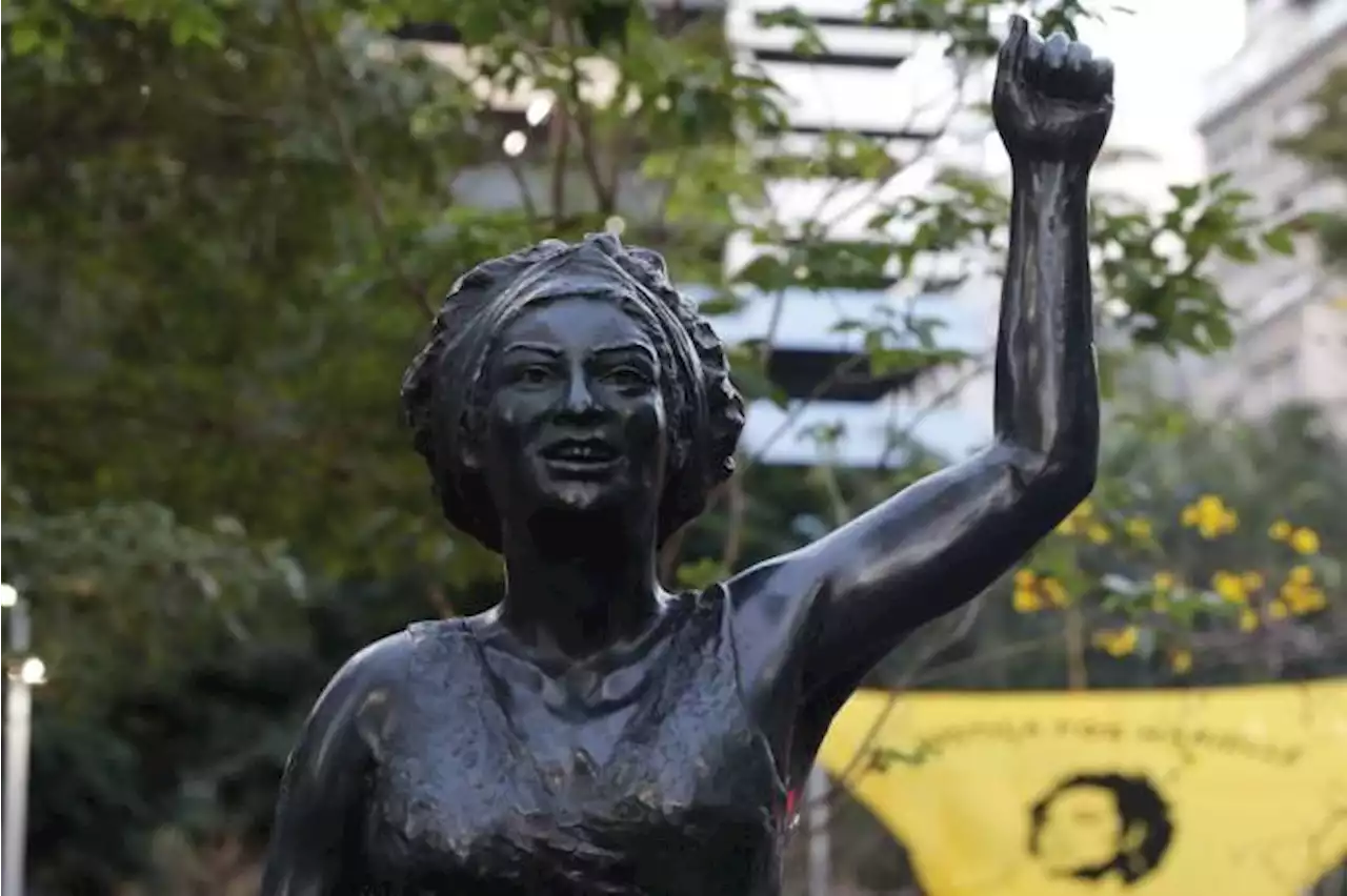 Marielle Franco ganha estátua no centro do Rio de Janeiro