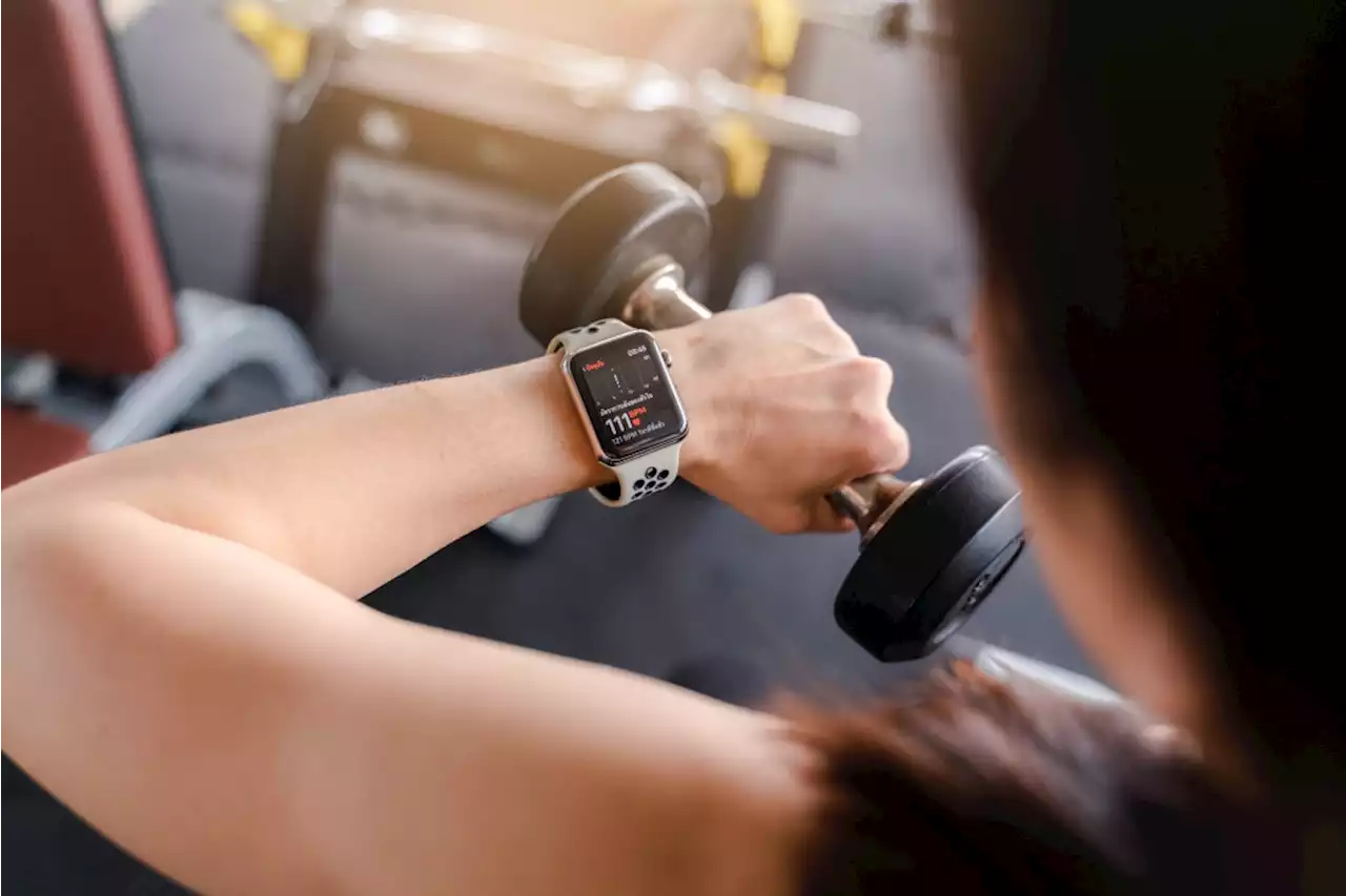 More Evidence Fitness Trackers Can Boost Your Health