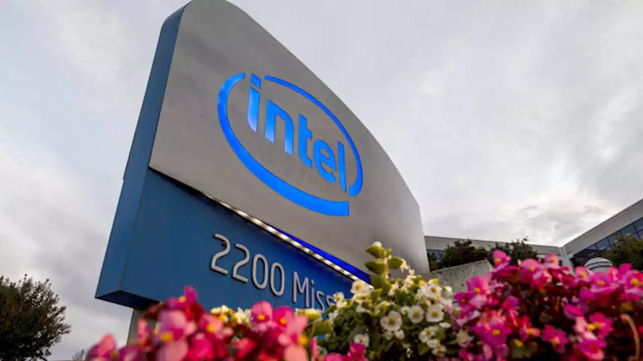 Here's why Intel's terrible quarter is good news for rival chipmaker AMD