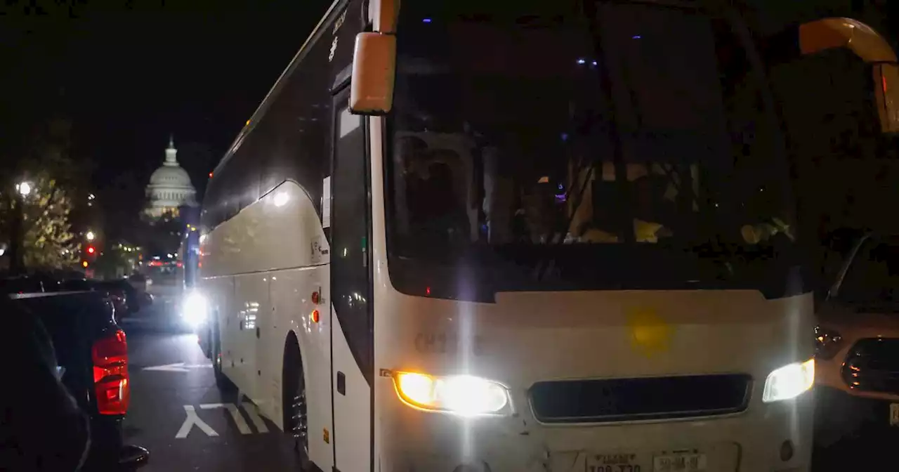 D.C. requests National Guard help with busloads of migrants from Texas, Arizona