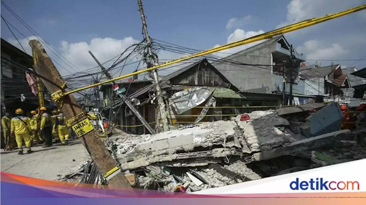 7 Fakta Bangunan Roboh di Jakpus Tewaskan 1 Warga