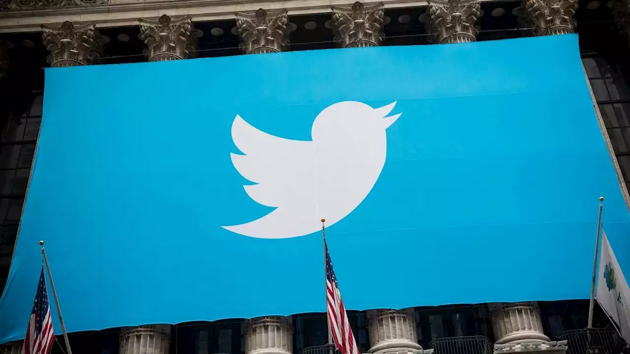 What the Hell Is Twitter Blue and What Makes It Worth $5 per Month?