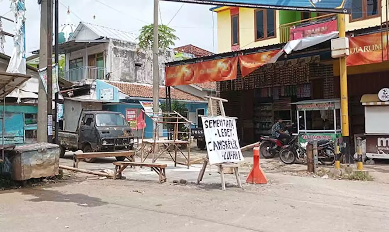 Banggar Minta Tambah Anggaran Perbaikan Jalan di Kab Probolinggo Tahun Depan