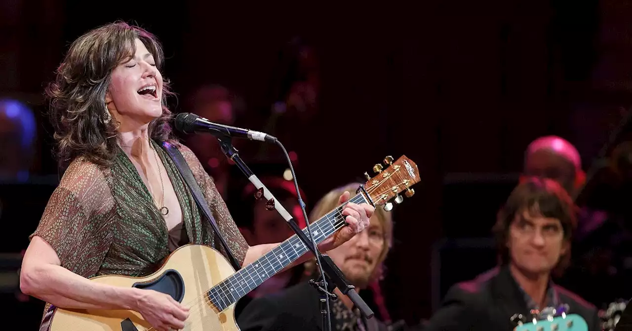 Singer Amy Grant hospitalized after bike accident in Nashville