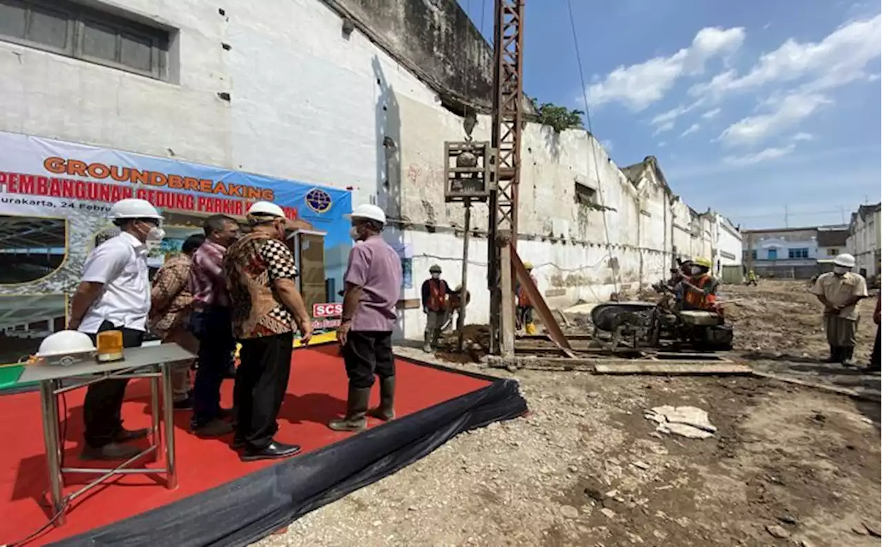 Pemkot Solo Uji Coba Sepeda Motor Wajib Parkir di Gedung Parkir