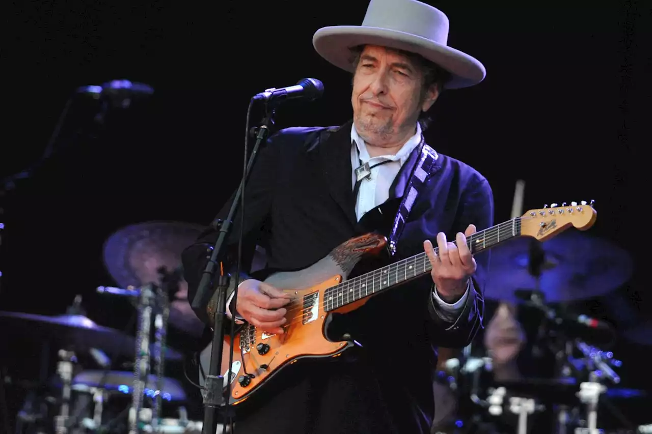 Bob Dylan accuser drops sex abuse lawsuit after being accused of destroying evidence | The Citizen