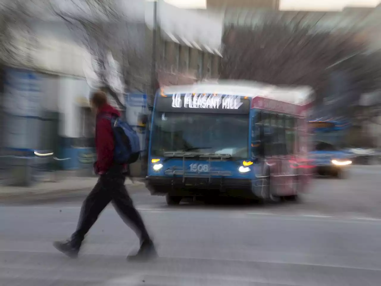 Saskatoon Transit unveils on-demand service for newer neighbourhoods