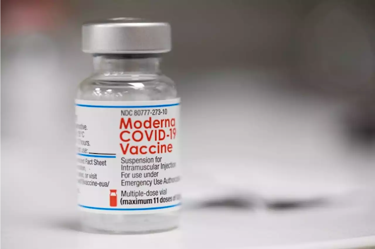 US reaches deal with Moderna for omicron COVID-19 vaccine