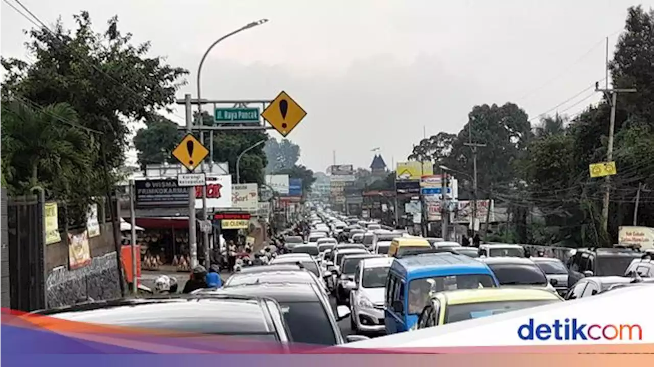 Cerita Warga 3 Jam Terjebak Macet di Puncak: Capek di Jalan