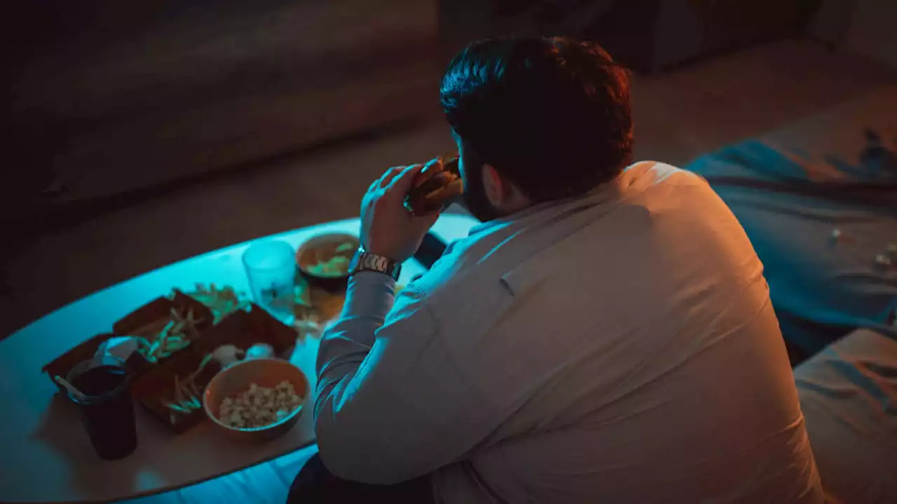 A new study reveals a signal pathway to control binge eating