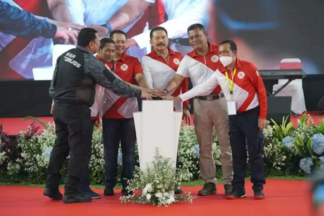 Kejati Kalbar Raih Juara Pertama di Kejuaraan Menembak Jaksa Agung Cup 2022