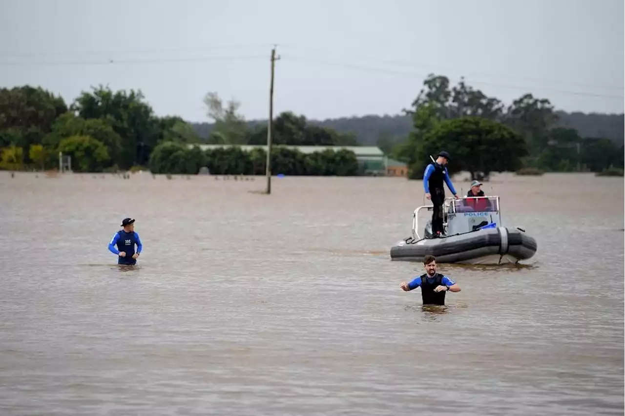 Thousands told to evacuate before ‘life-threatening' Sydney flood