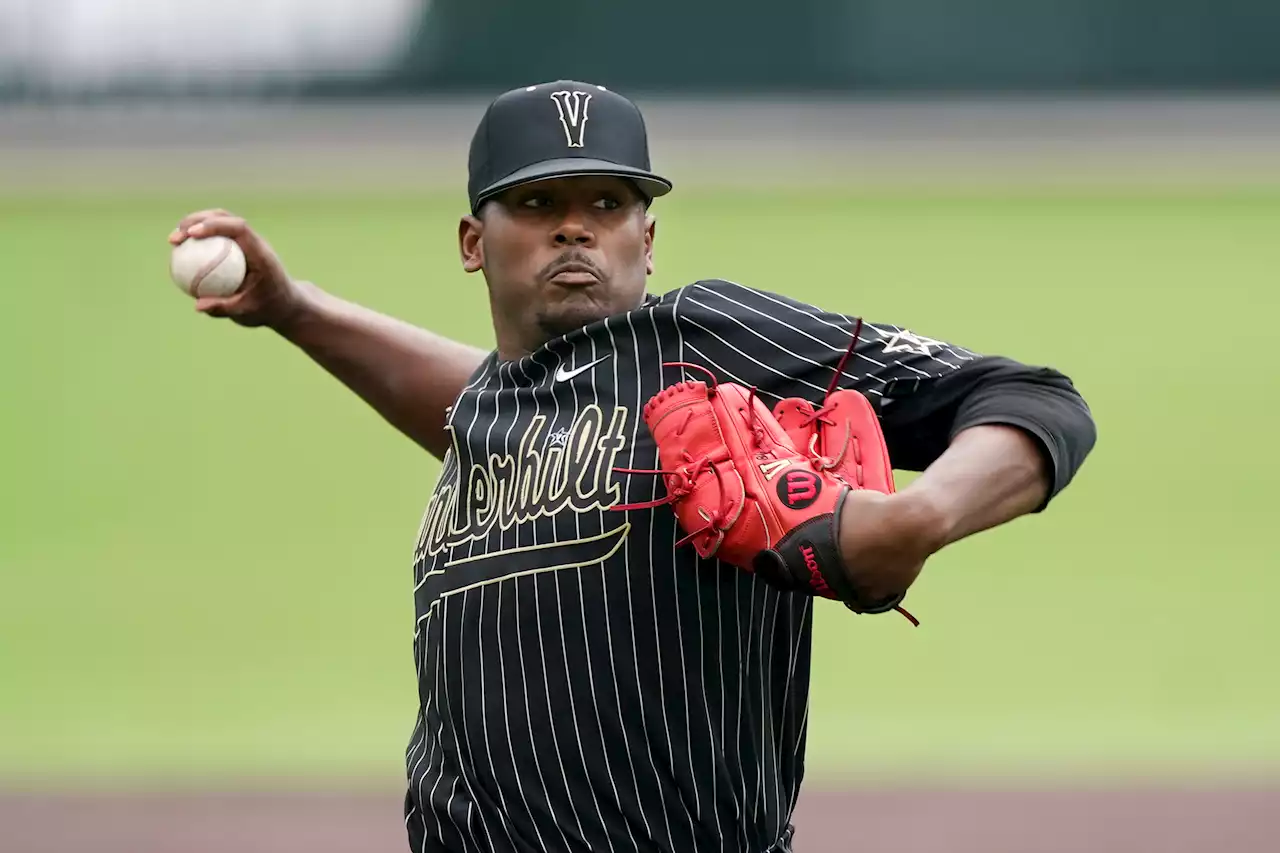 Kumar Rocker had shoulder surgery after Mets deal fell apart