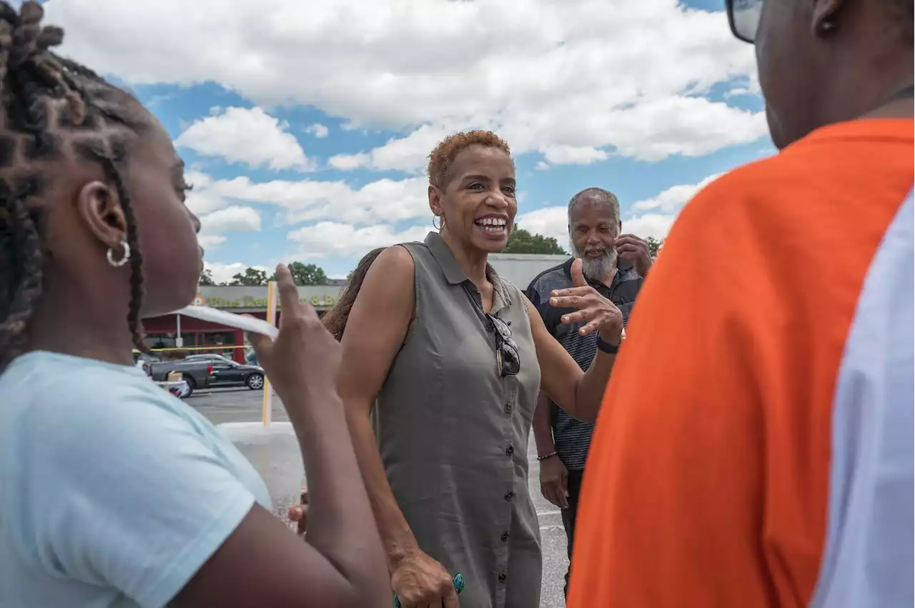 Donna Edwards wants her Md. seat back. Glenn Ivey stands in the way.