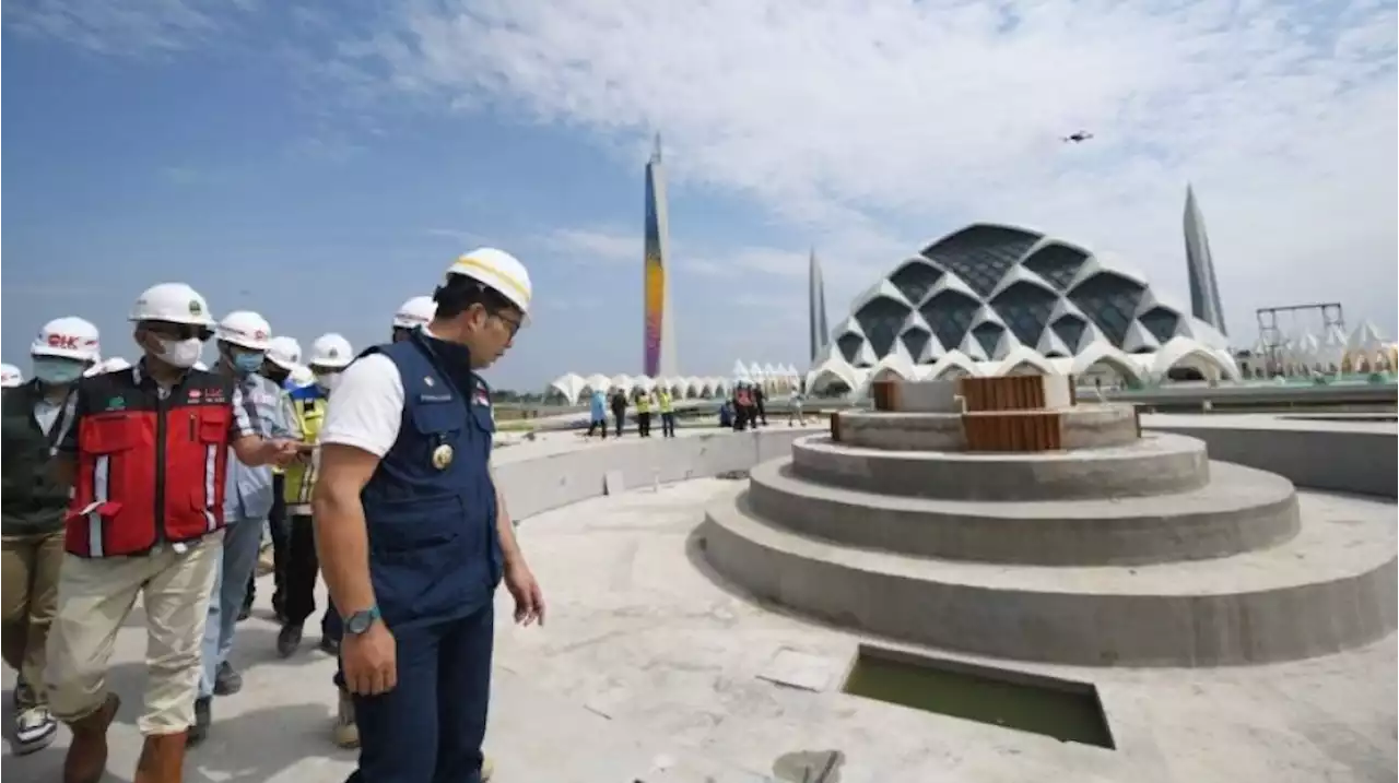 Kocak! Helem Proyek Ridwan Kamil Bertuliskan Gubernur Wakanda Tuai Sorotan Warganet