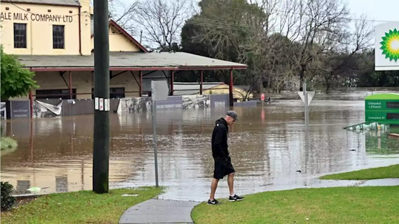 Tausende Menschen in Sydney müssen Häuser wegen Überflutungen verlassen