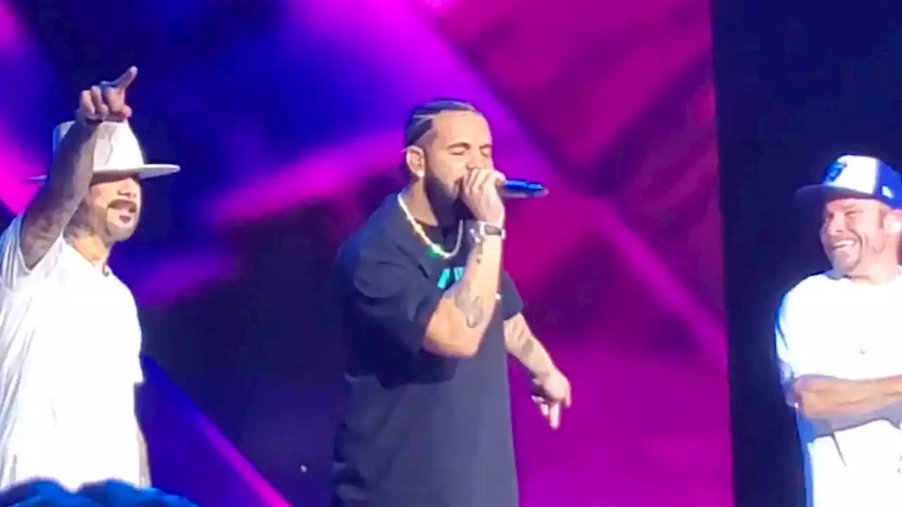 Drake Performs 'I Want It That Way' with Backstreet Boys in Toronto