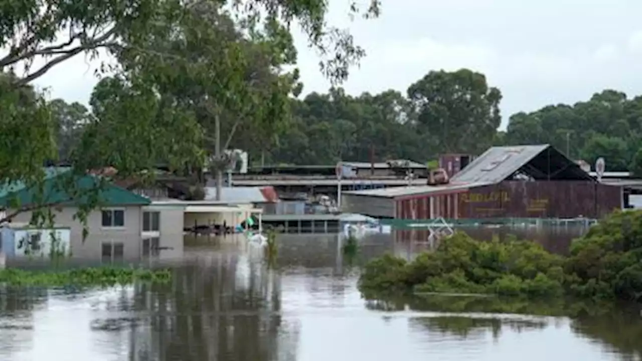 Thousands in Sydney ordered to evacuate before 'life-threatening' flood