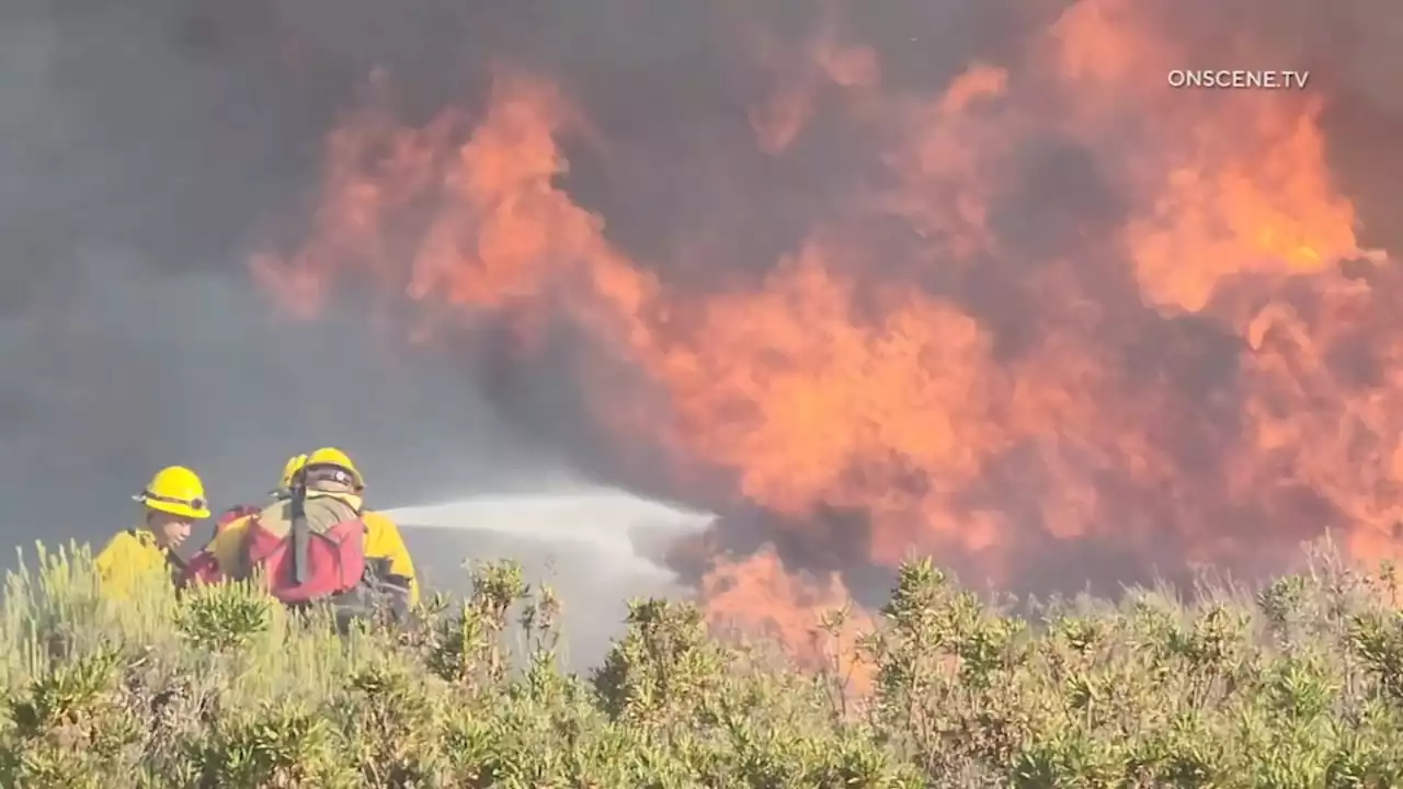 Hesperia brush fire consumes 40-50 acres, destroys 3 buildings