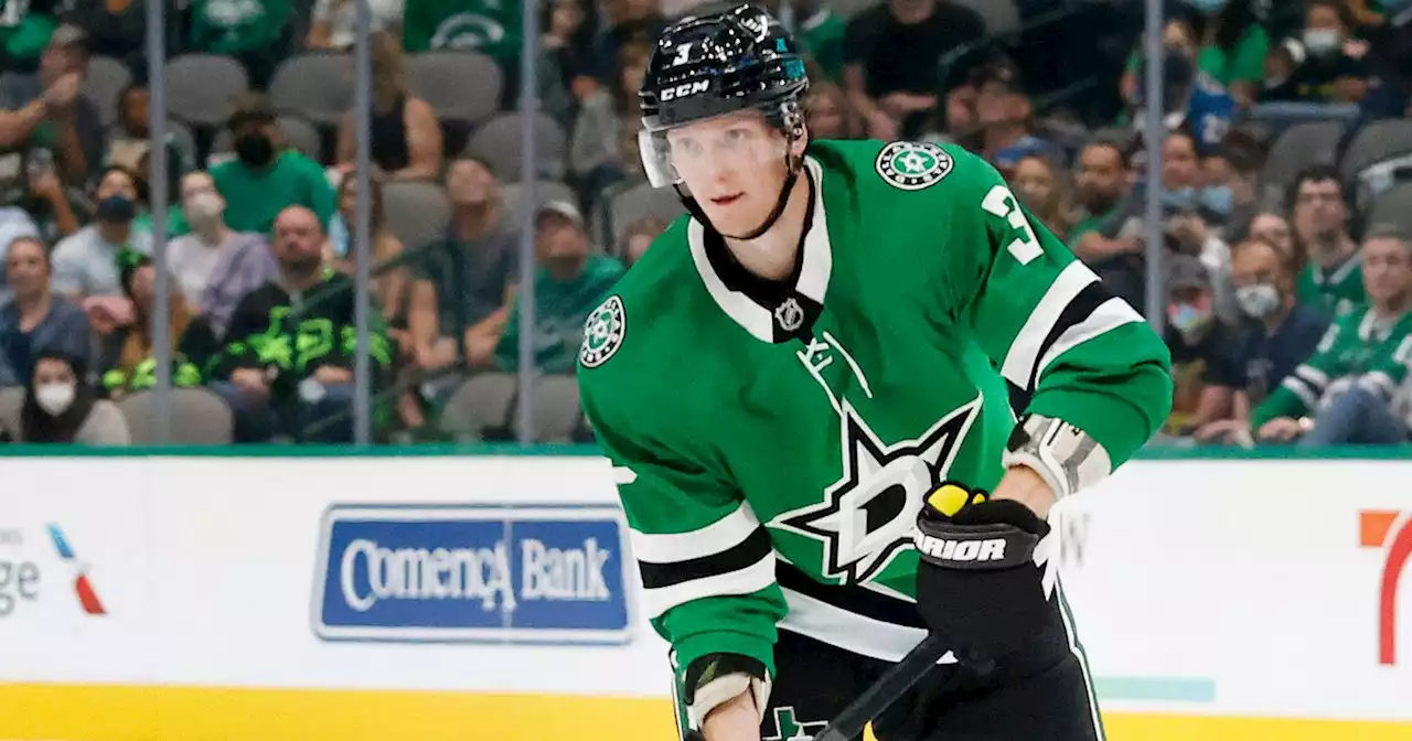 Ex-Stars defenseman John Klingberg signs with Anaheim Ducks