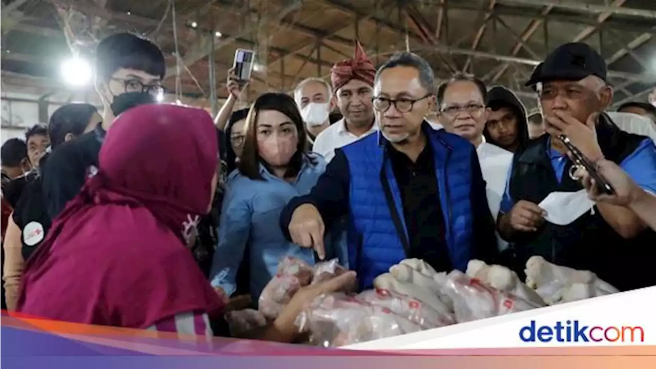 Mendag Zulhas Cek Pangan Sampai ke Kupang, Harganya Stabil?