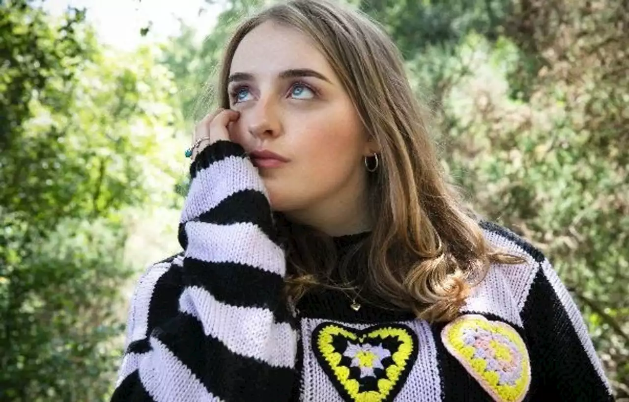 Paul Mescal's younger sister Nell performed on stage with Phoebe Bridgers this week