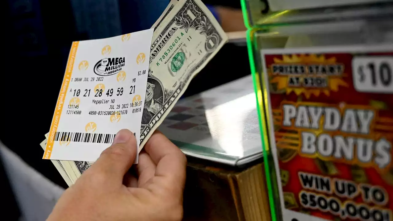 Mega Millions drawing: Illinois Speedway gas station that sold winning ticket in line for big commission