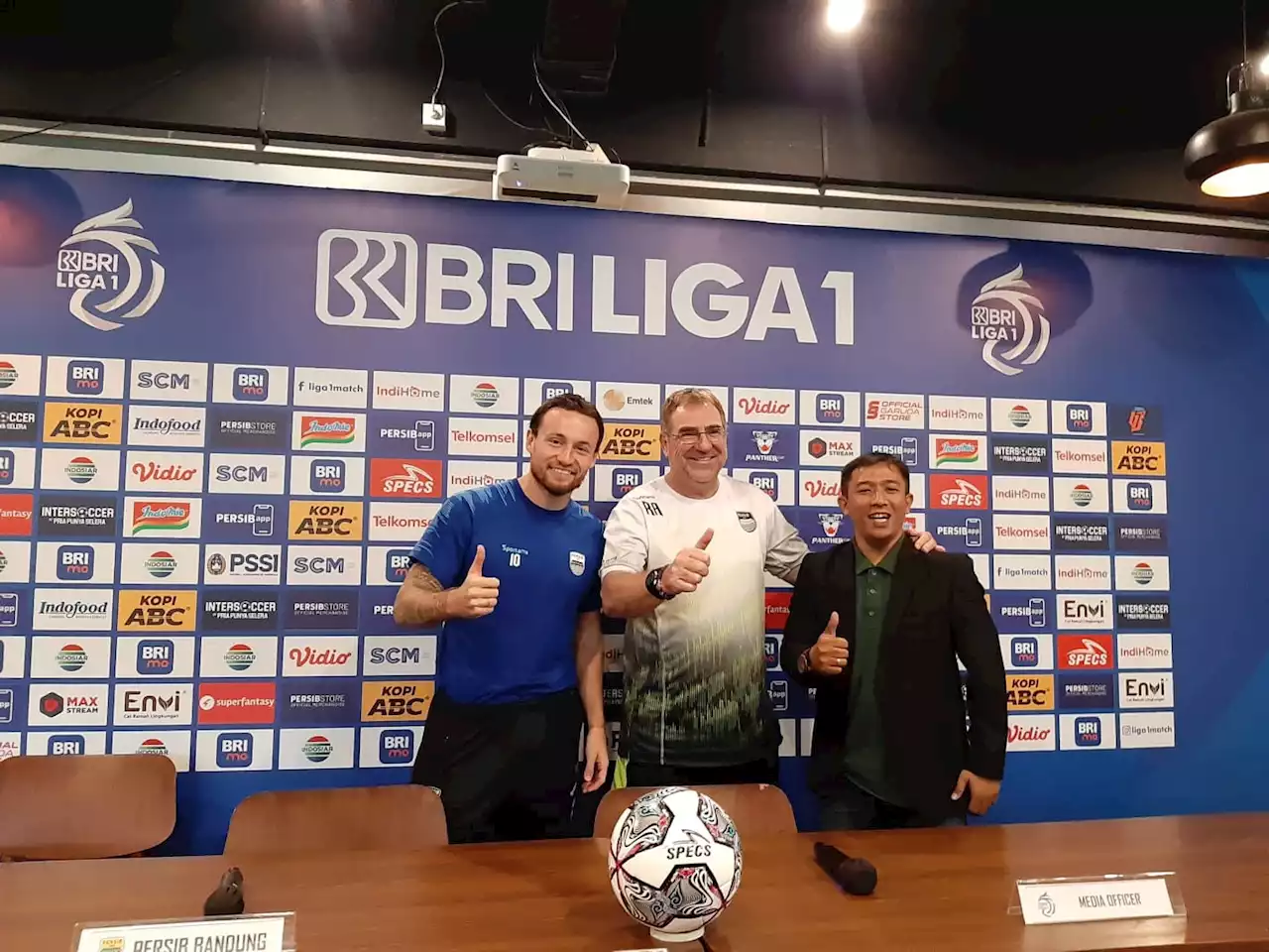 Persib Bandung Optimistis Menang Lawan Madura United