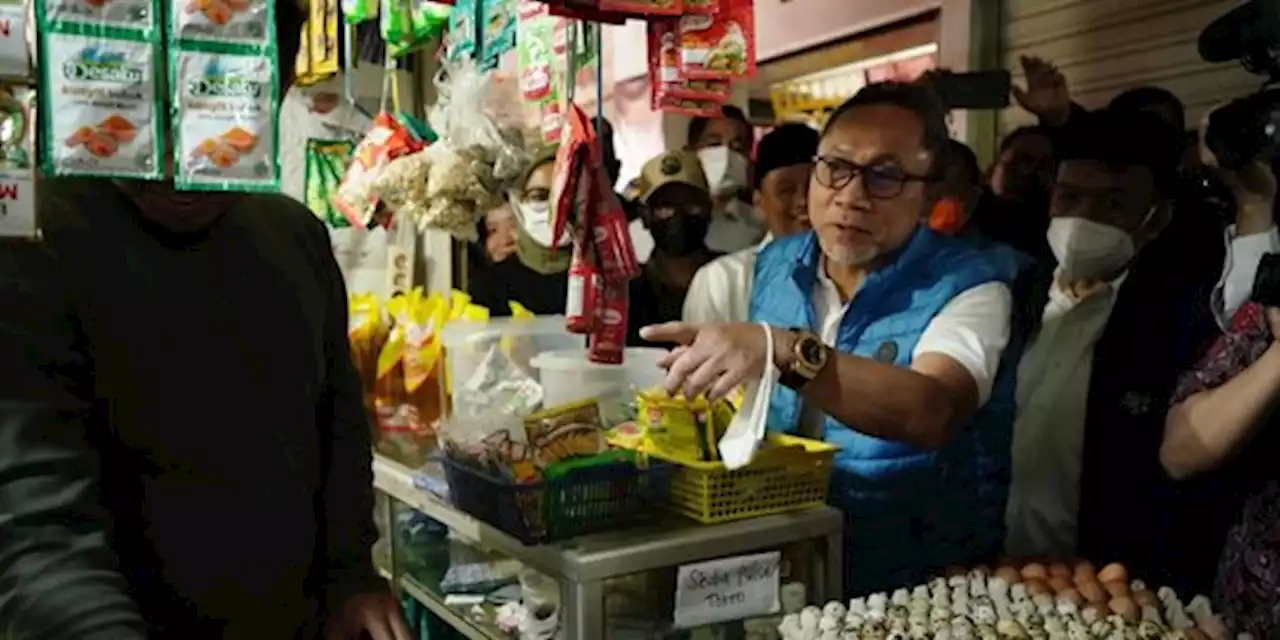 Sambangi Kupang, Mendag Catat Harga Minyak Goreng Sudah Rp 15.000 per Liter | merdeka.com