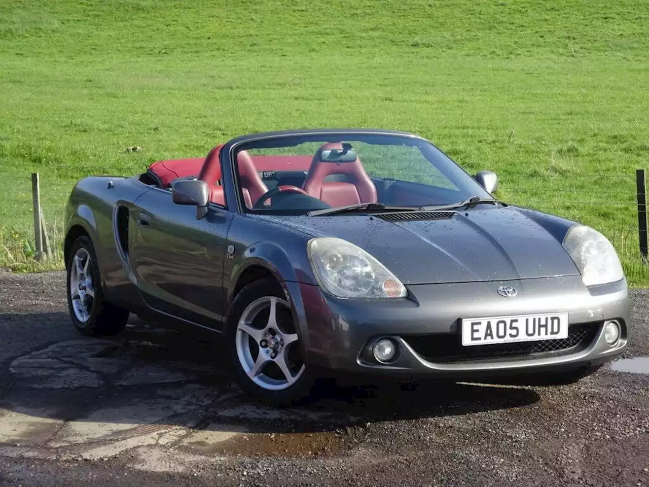 Used Toyota MR2 1.8 VVT-i Roadster Red 2dr for sale