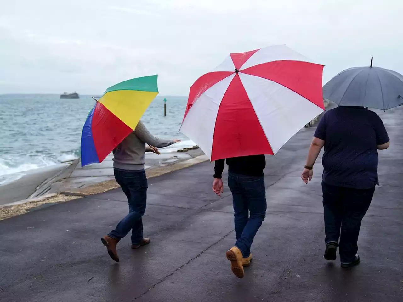 Tropical weather to hit UK with ‘muggy’ mixture of 29C heat and rain