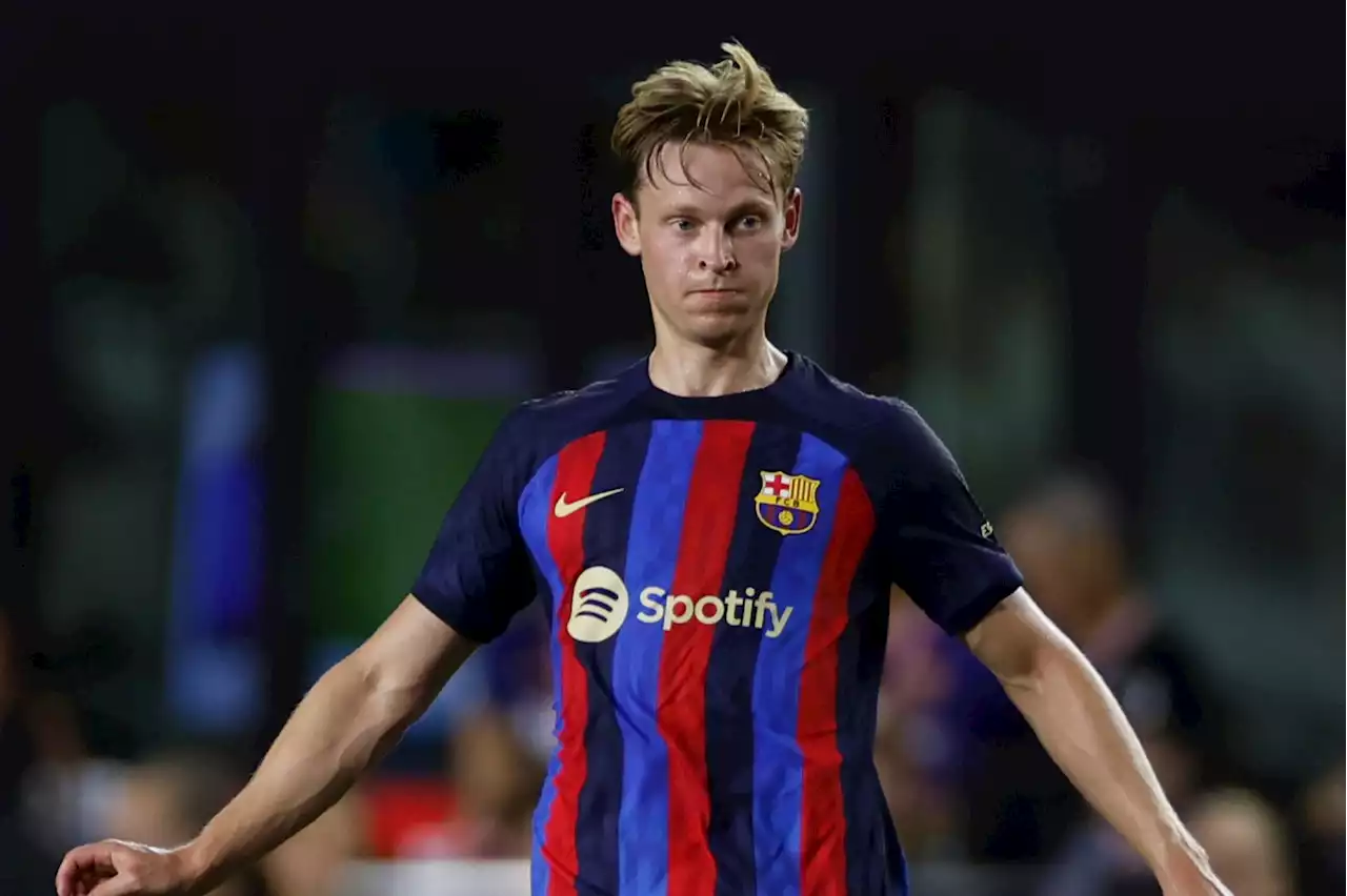 Barcelona make De Jong statement amid Man United transfer standstill