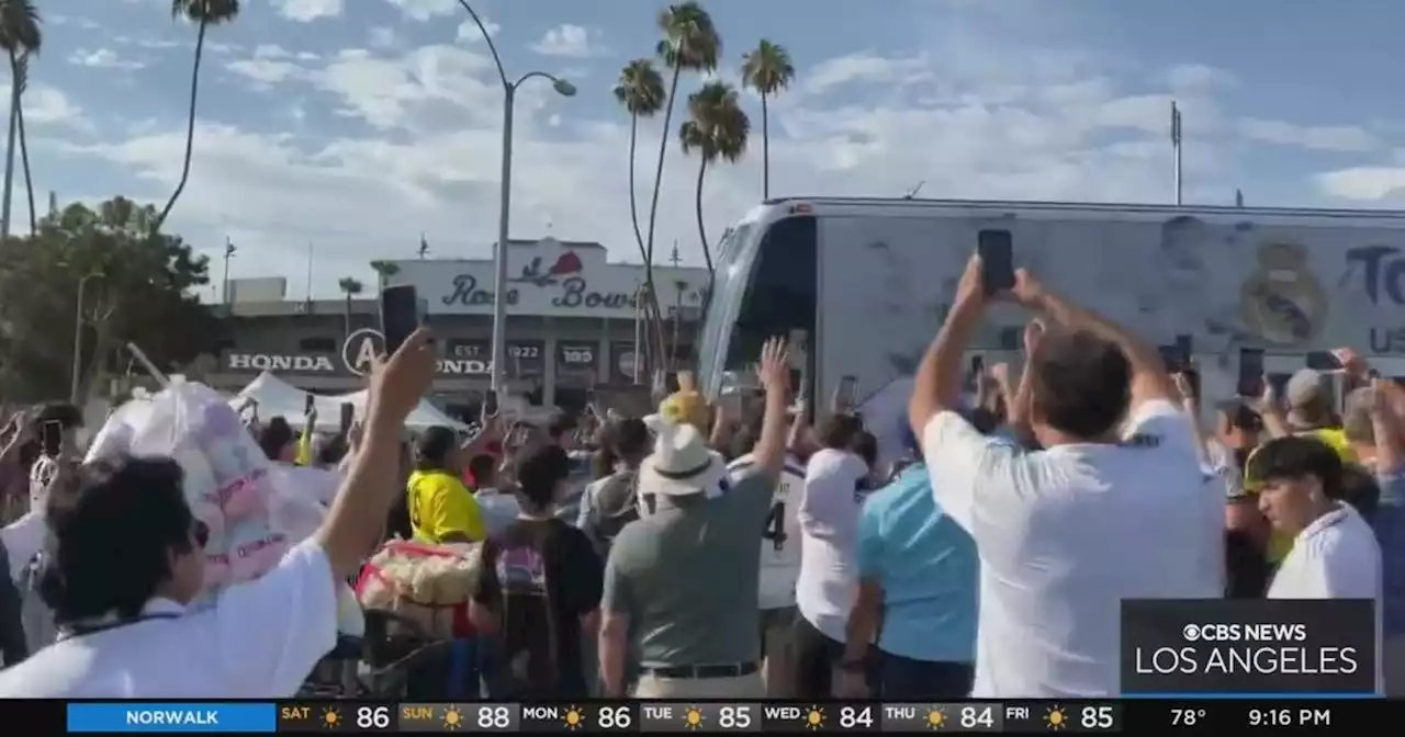 Fans pack Rose Bowl for championship tour match between Real Madrid and Juventus