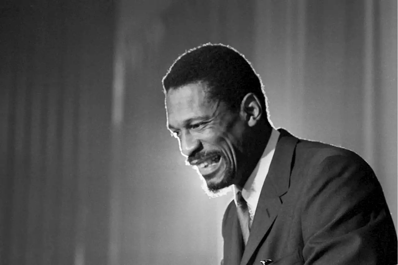 Bill Russell, NBA great, Celtics legend and University of San Francisco star, dies at 88