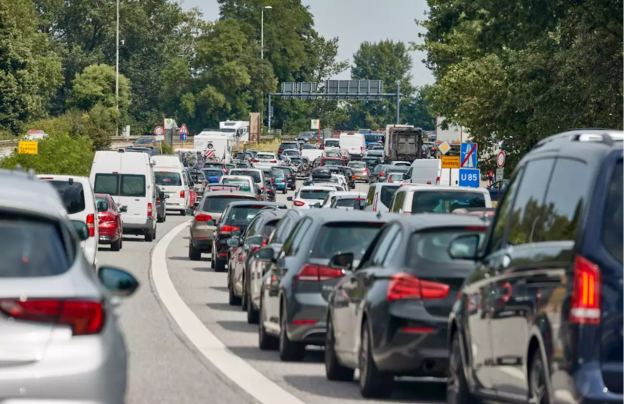 Elbtunnel-Sperrung sorgt für volle Straßen und Staus in Hamburg