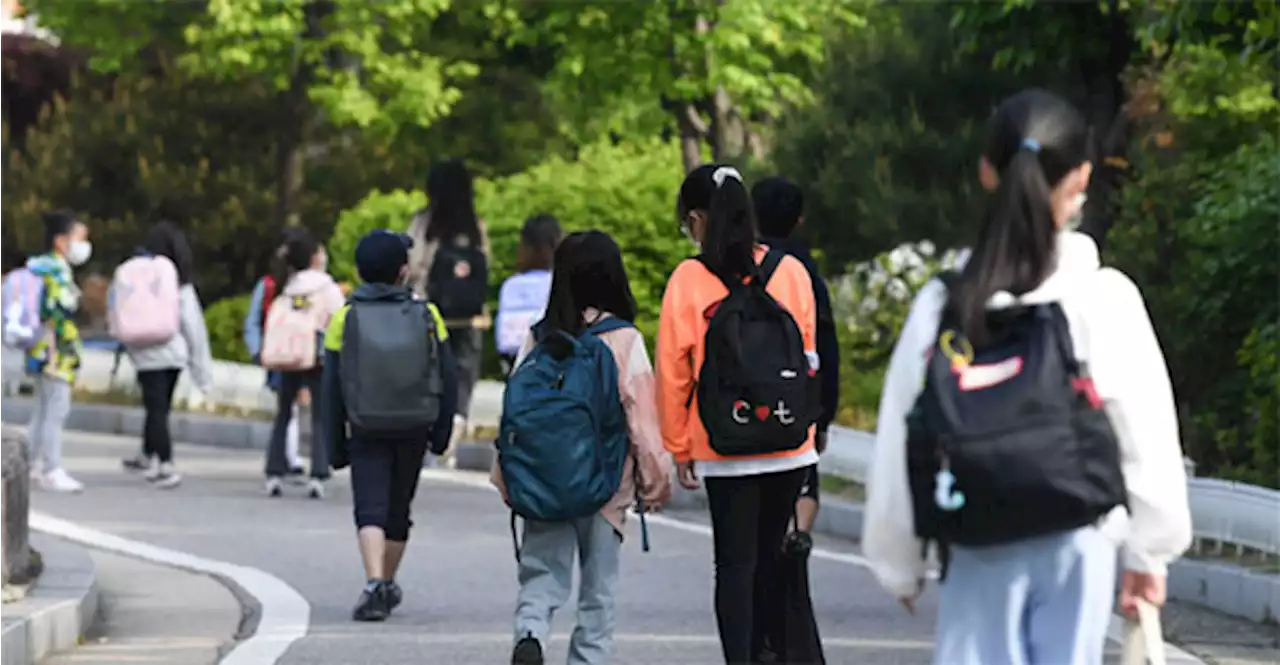 느닷없는 만5세 초등입학 발표…교육계 후폭풍, 찬반논란 가열