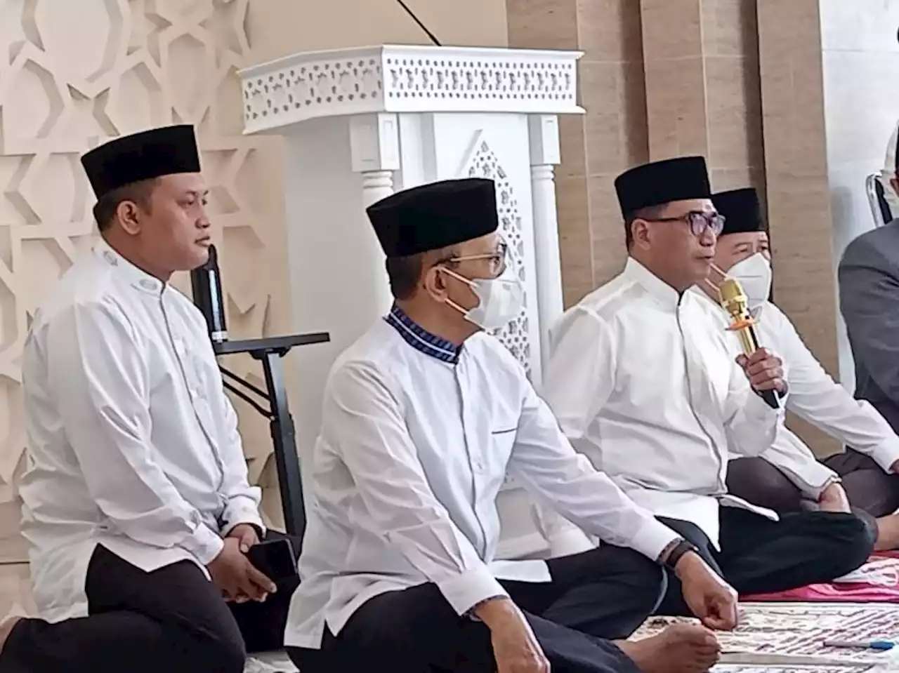 Menhub Budi Karya Tinjau Pelatihan Mengemudi Gratis untuk Dhuafa di Masjid Ash Shomad |Republika Online