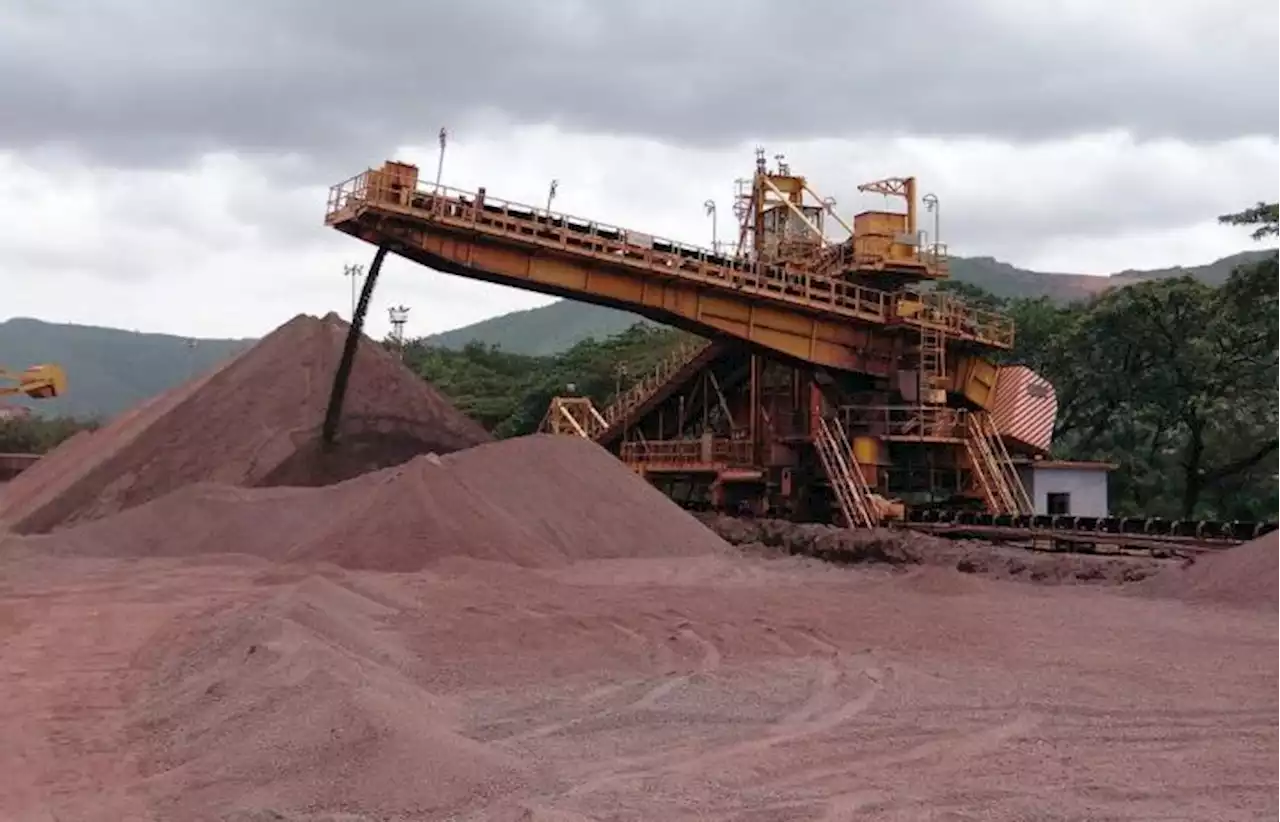 Residents of Hwelereng in Limpopo demand for reopening of mine shaft in their area - SABC News - Breaking news, special reports, world, business, sport coverage of all South African current events. Africa's news leader.