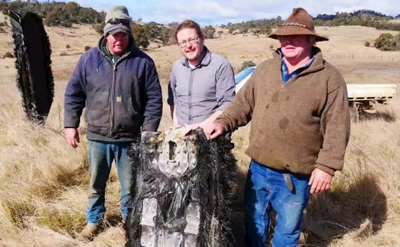 Puing Logam Hangus Ditemukan di Padang Rumput Australia, Diperkirakan Sisa Roket SpaceX