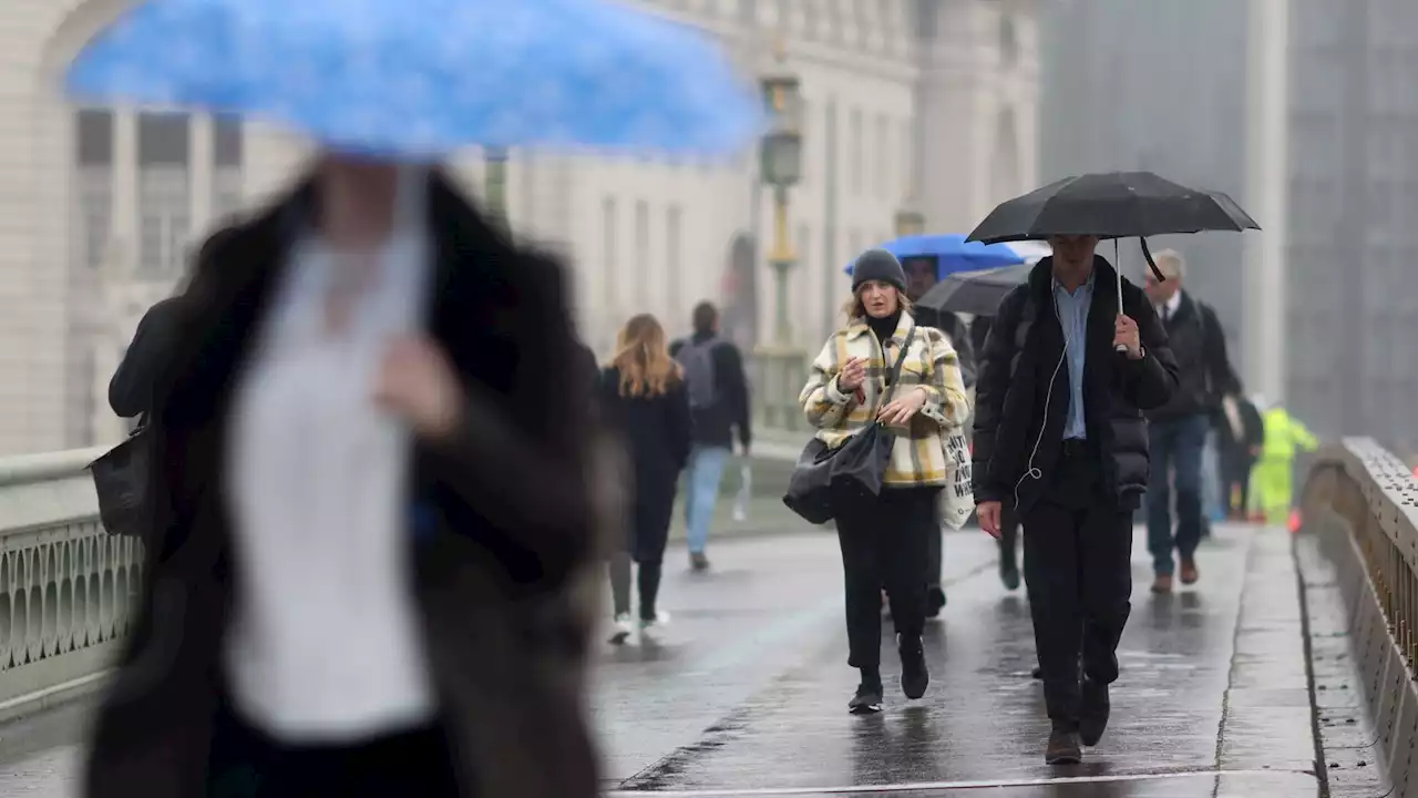 UK weather: 'Muggy' conditions expected as tropical weather set to bring 29C heat and rain