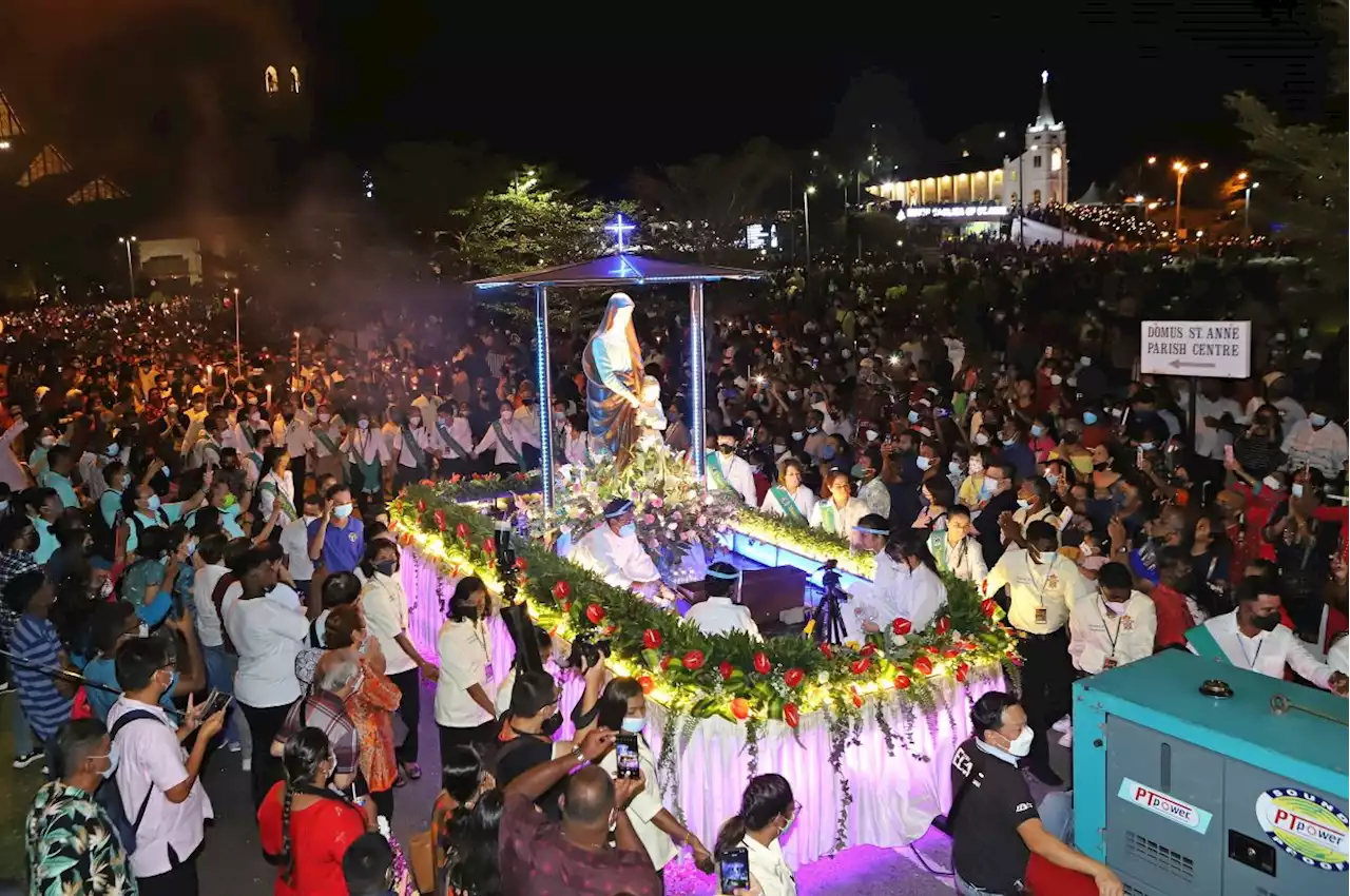 Over 30,000 attend St Anne's Feast celebrations in Penang