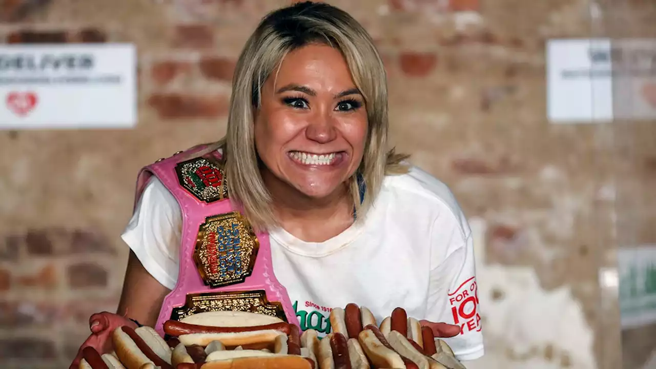 Miki Sudo claims victory in Nathan's Hot Dog Eating Contest, Chestnut prepares for men's competition