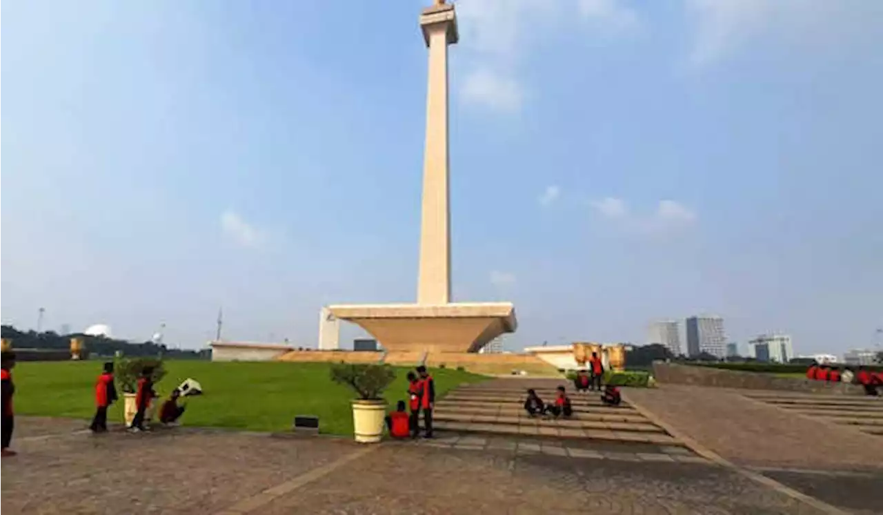 Kunjungan ke Tugu Monas Dibatasi Hanya 200 Orang per Jam