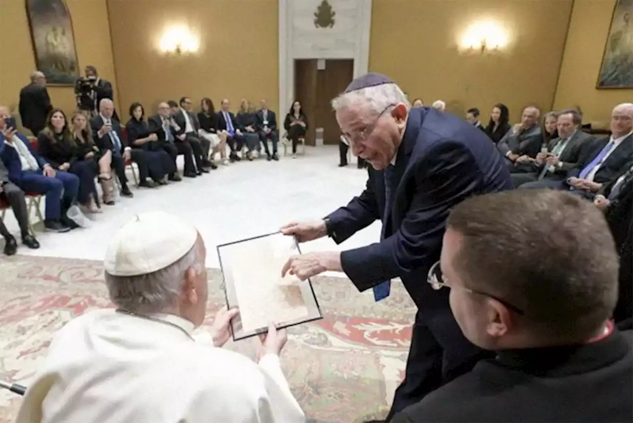 Records of Jews who sought Vatican help during Holocaust to go public |