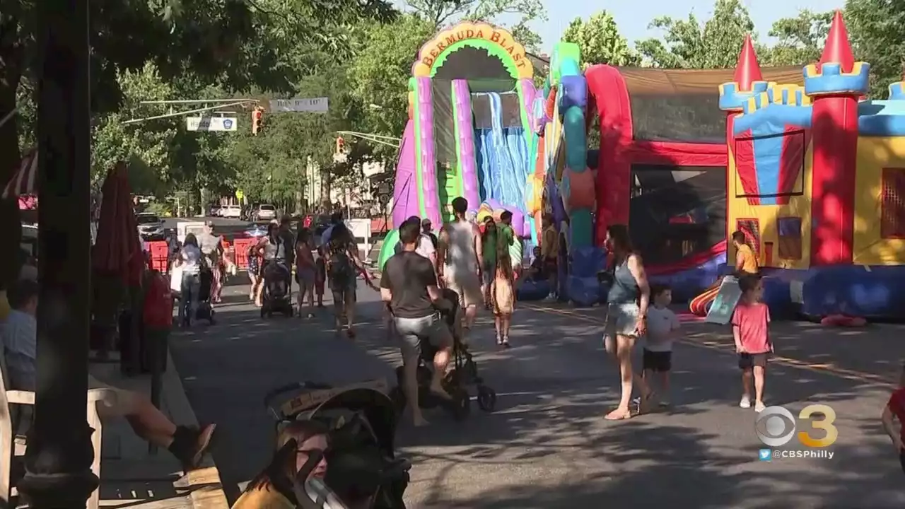 Crowds Gather In Haddonfield Township For First Major Rollout Of Fourth Of July Fireworks Since Pandemic