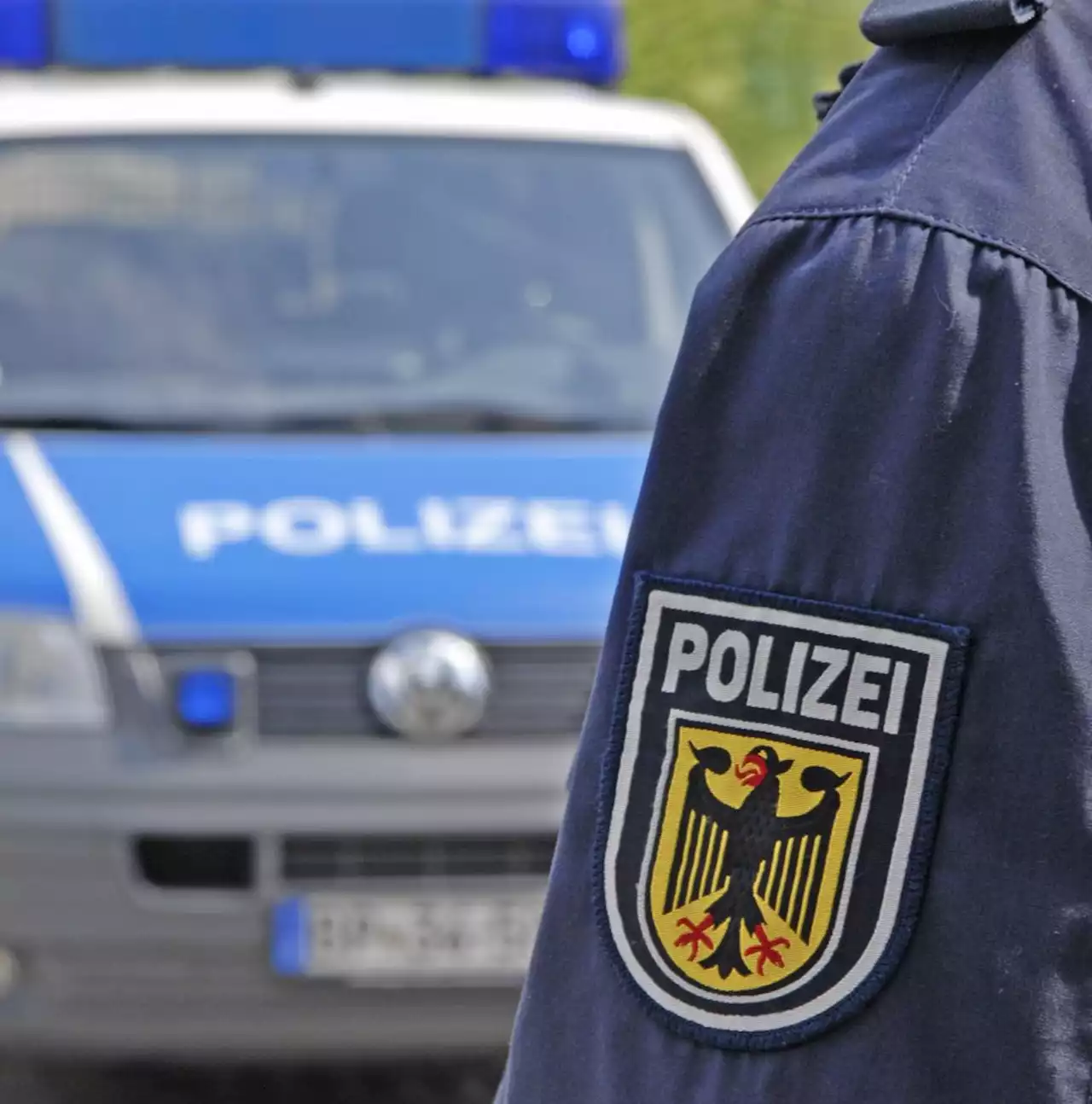 Mann attackiert Bundespolizisten