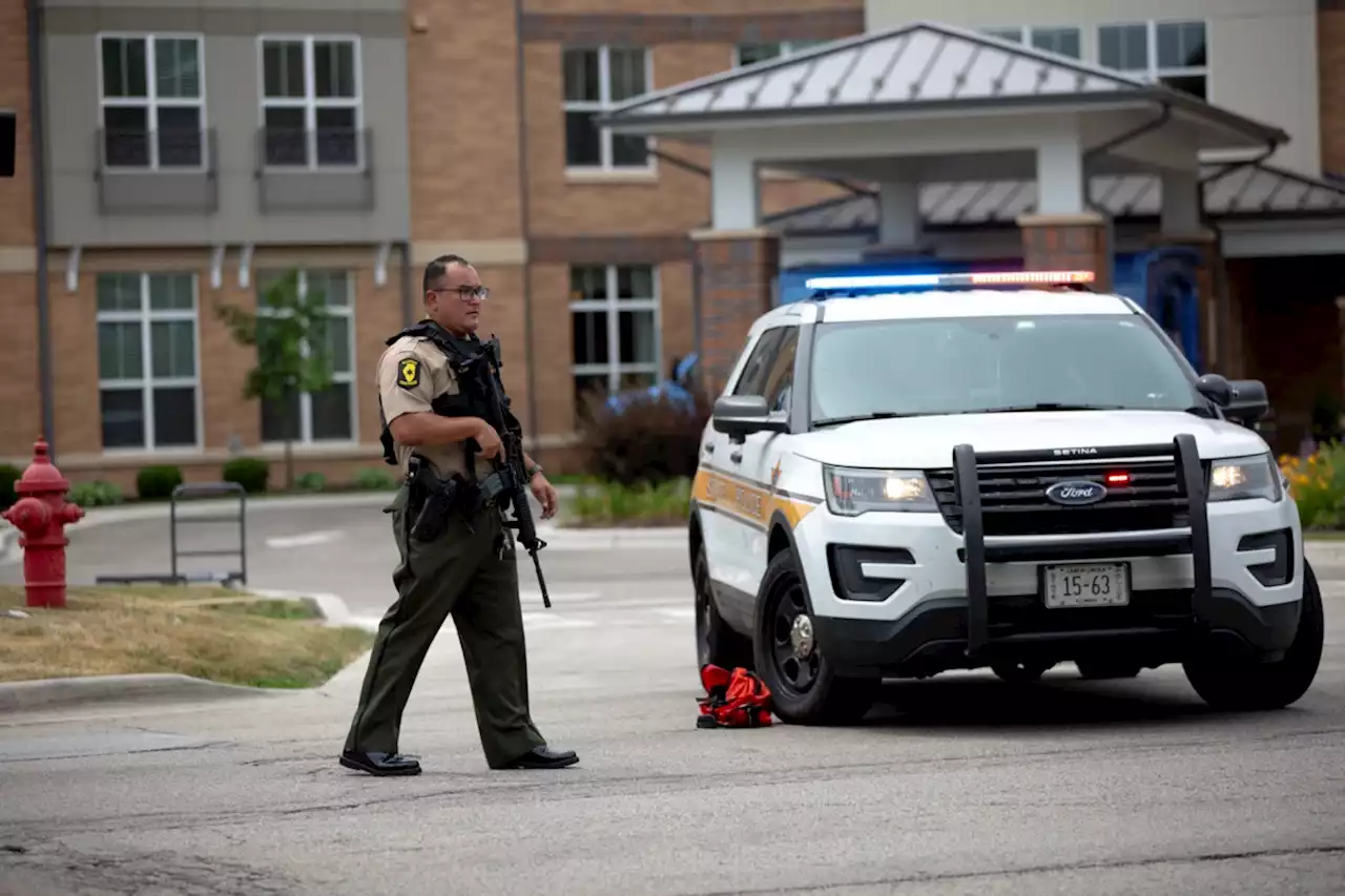 Fusillade dans un défilé du 4-Juillet près de Chicago : au moins six morts, le tireur en fuite