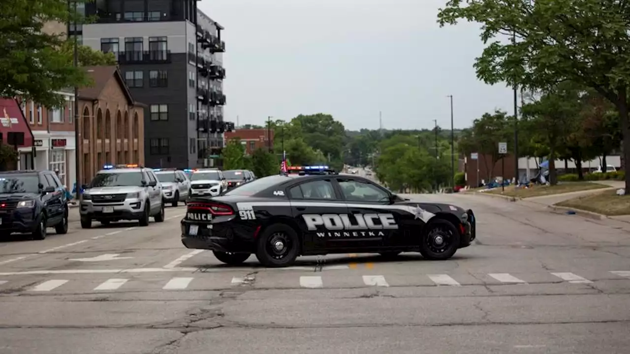 Fusillade dans un défilé du 4-Juillet près de Chicago : ce que l'on sait du tireur en fuite