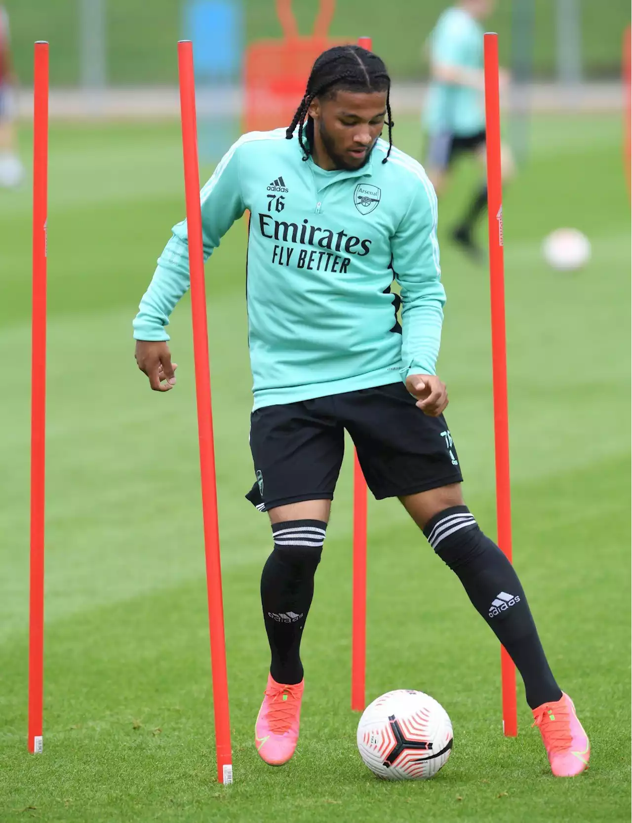Transfer: Arsenal confirm deal for Bandeira as Manchester United announce new signing