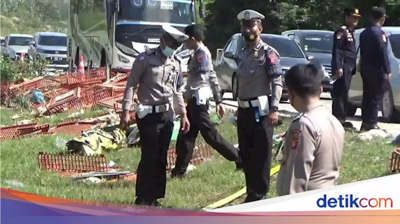 Polisi Olah TKP Kecelakaan Maut di Tol Cipali, Tim TAA Dilibatkan